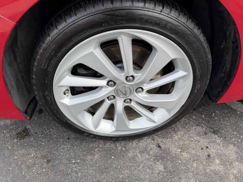 Used 2017 Acura ILX w/ Premium Package image 8