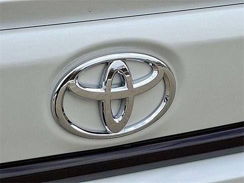New 2026 Toyota Corolla SE image 23