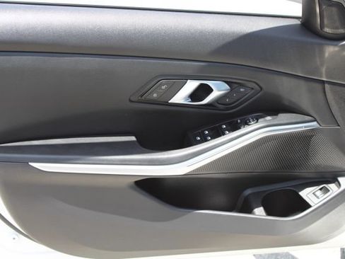 Used 2025 BMW 330i Sedan RWD image 12