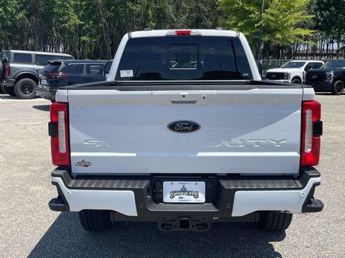 New 2026 Ford F250 Lariat w/ Black Appearance Package AWD/4WD image 4