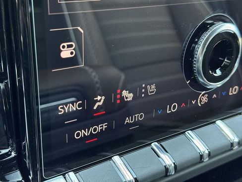 New 2026 GMC Yukon XL Denali Ultimate AWD/4WD image 17