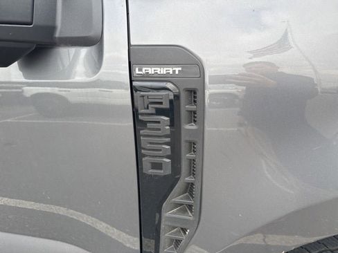 Used 2024 Ford F350 Lariat w/ Black Appearance Package image 4