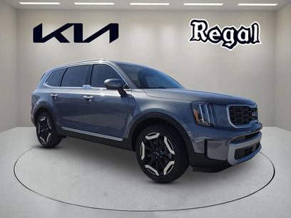 New 2025 Kia Telluride S