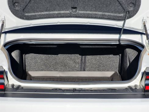 Used 2023 Dodge Challenger SRT Hellcat image 31