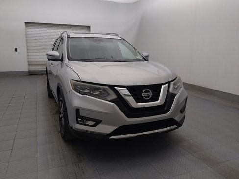 Used 2018 Nissan Rogue SL w/ Premium Package image 14