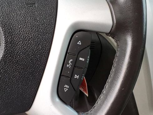 Used 2009 Chevrolet Traverse LTZ AWD/4WD image 26