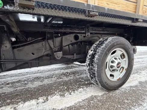 Used 2013 Chevrolet Silverado 2500 W/T w/ Snow Plow Prep Package AWD/4WD image 32