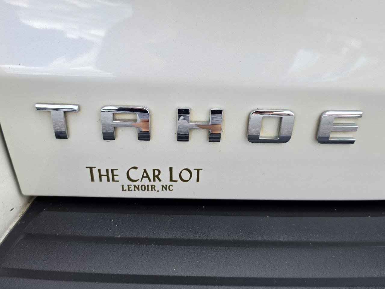 Used 2015 Chevrolet Tahoe LTZ AWD/4WD image 26
