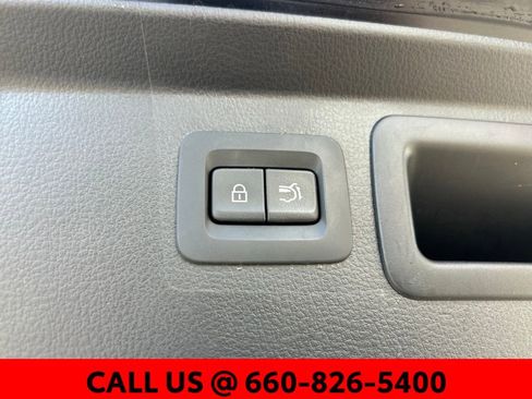 Used 2024 MAZDA CX-50 AWD 2.5 S w/ Preferred Package image 11