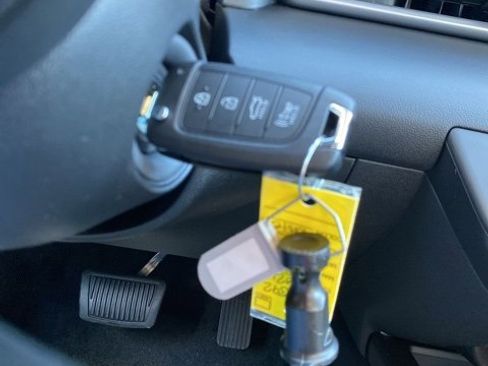 New 2026 Hyundai Elantra SE image 19