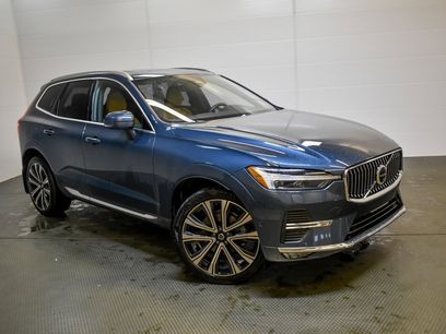 Used 2023 Volvo XC60 B5 Ultimate w/ Climate Package