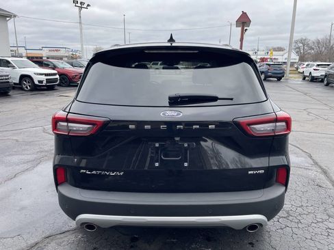 Used 2023 Ford Escape Platinum image 7
