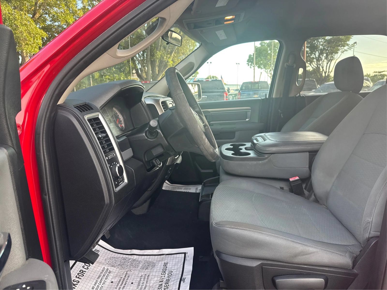 Used 2020 RAM 1500 Classic SLT RWD image 9