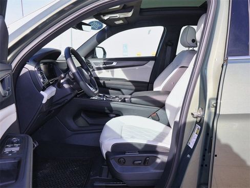 New 2025 Volkswagen Atlas Cross Sport SEL Premium R-Line image 12