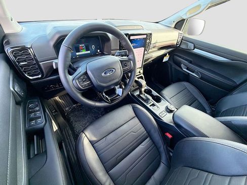 New 2025 Ford Ranger Lariat w/ FX4 Off-Road Package AWD/4WD image 6
