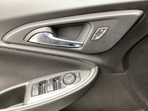 Used 2023 Chevrolet Malibu LT image 10