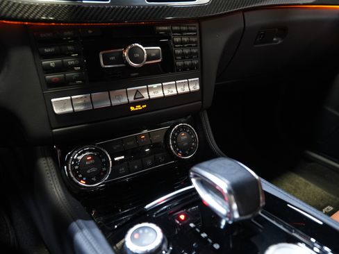 Used 2013 Mercedes-Benz CLS 63 AMG image 46