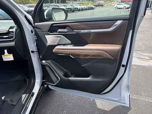 New 2026 GMC Acadia Denali Ultimate image 49