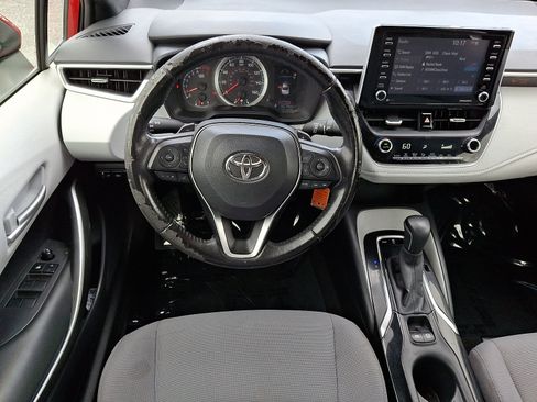 Used 2021 Toyota Corolla SE FWD image 11