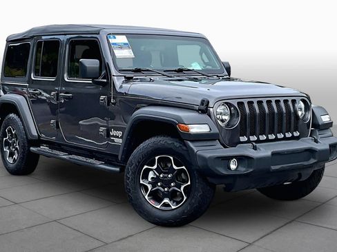 Used 2021 Jeep Wrangler Unlimited Sport AWD/4WD image 3