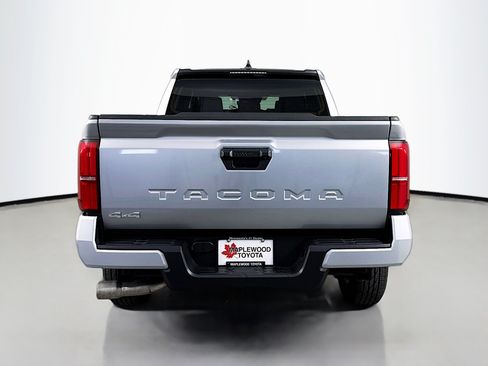 Certified 2025 Toyota Tacoma SR5 AWD/4WD image 6