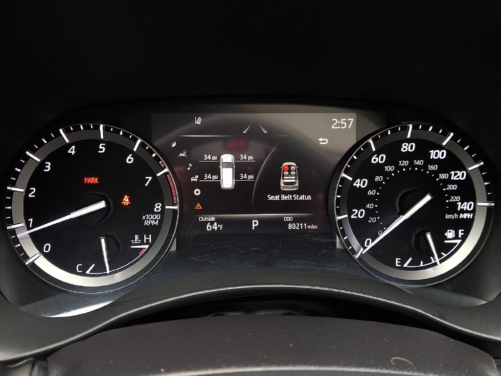 Used 2021 Toyota Highlander XLE AWD/4WD image 23