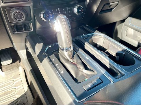 Used 2018 Ford F150 Lariat w/ Equipment Group 502A Luxury image 17