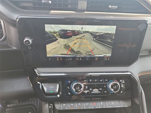 New 2026 GMC Sierra 1500 AT4 w/ AT4 Premium Package image 29