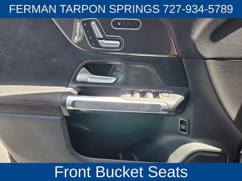 Used 2023 Mercedes-Benz GLB 250 image 24