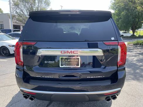 Used 2023 GMC Yukon Denali AWD/4WD image 3