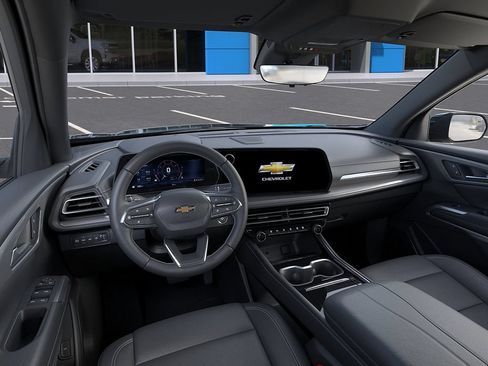 New 2027 Chevrolet Traverse LT w/ Driver Confidence Package AWD/4WD image 15