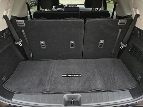 New 2026 Nissan Pathfinder SV image 11