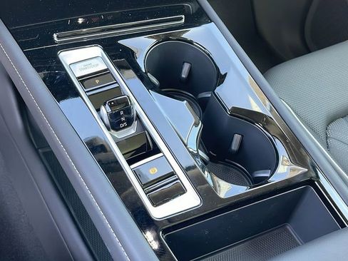 New 2025 Volkswagen Atlas SEL Premium R-Line AWD/4WD image 23