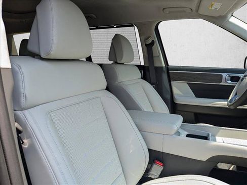 Used 2024 Hyundai Santa Fe Calligraphy FWD image 23
