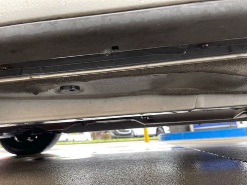 Used 2005 Toyota Camry FWD image 22