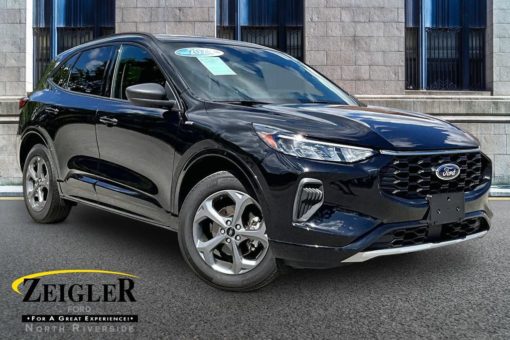Used 2024 Ford Escape ST-Line w/ Tech Pack #1 AWD/4WD image 1