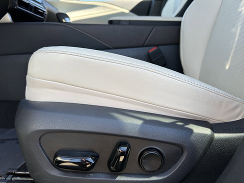 Used 2024 Lexus RX 350 FWD w/ Technology Package image 21