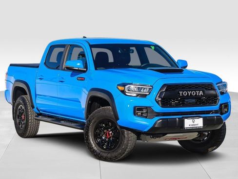 Used 2019 Toyota Tacoma TRD Pro image 2