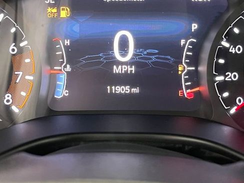 Used 2023 Jeep Compass Latitude image 26