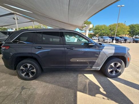 Used 2024 Jeep Grand Cherokee Limited 4xe AWD/4WD image 2