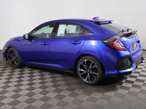 Used 2019 Honda Civic Sport image 11
