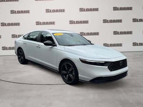 Used 2024 Honda Accord Sport image 7