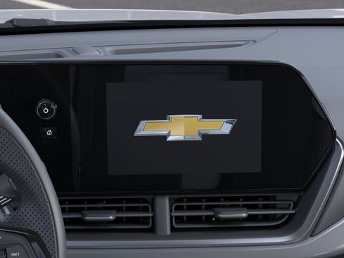 Used 2025 Chevrolet Trax LS w/ LS Convenience Package FWD image 45