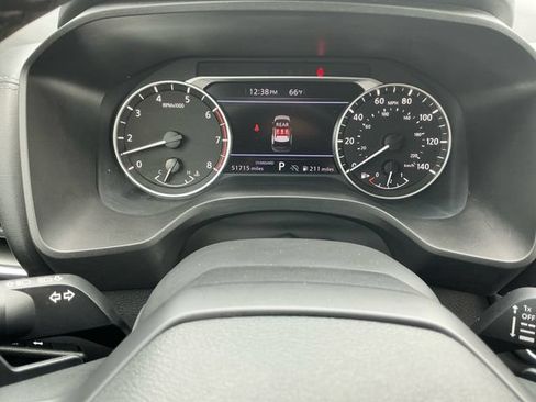 Used 2025 Nissan Rogue SV FWD image 20