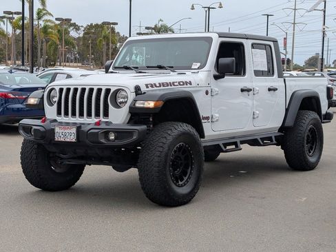 Used 2022 Jeep Gladiator Rubicon w/ Trailer Tow Package AWD/4WD image 11