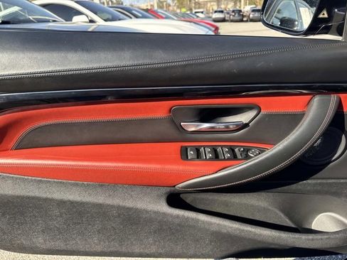 Used 2019 BMW M4 Convertible w/ Competition Package image 7