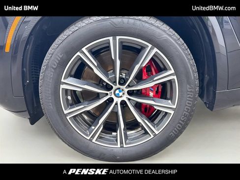Used 2026 BMW X5 M60i AWD/4WD image 9