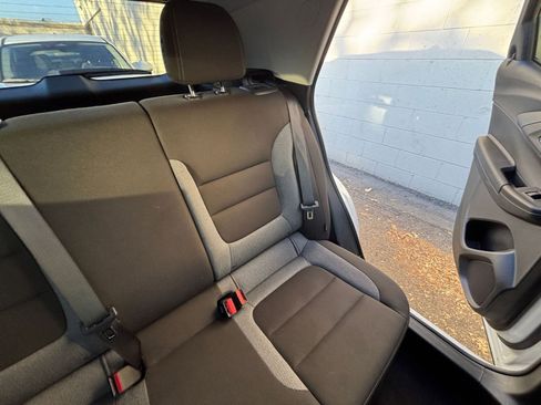 Used 2025 Chevrolet TrailBlazer LT image 37