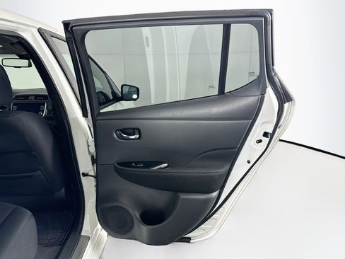 Used 2023 Nissan Leaf SV Plus FWD image 29