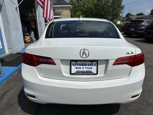 Used 2014 Acura ILX FWD image 10